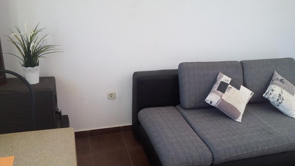 Apartments Nina Ravni Kültér fotó